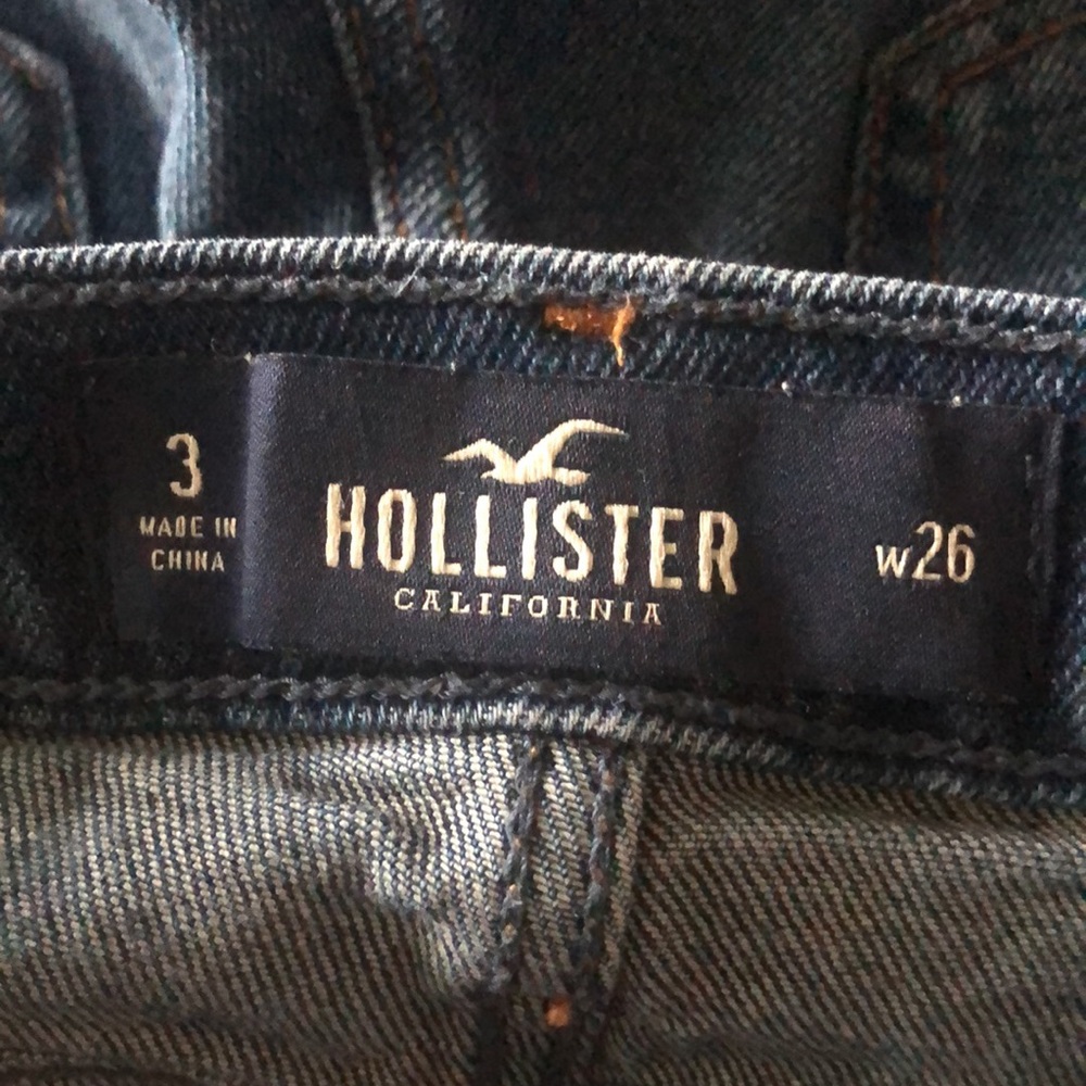 Hollister High-Rise Short-Short Vintage Stretch Cuffed Medium Blue Jean Size 26 - Picture 9 of 12